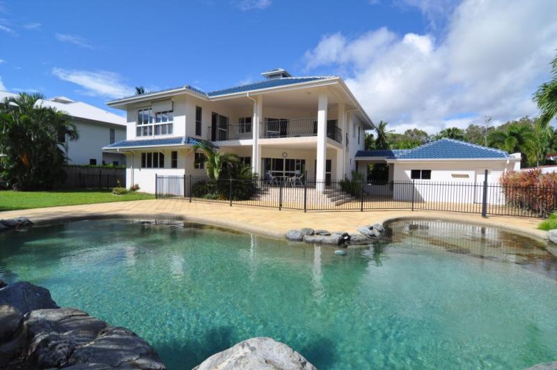 Cairns Holiday Homes