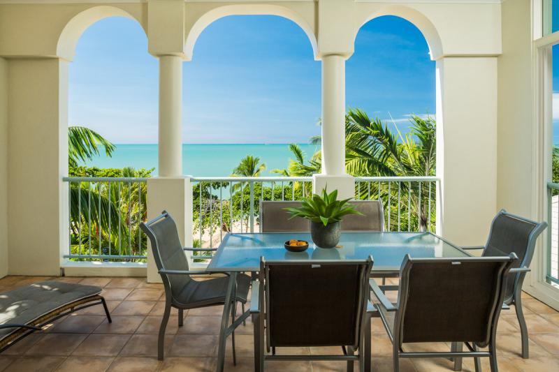 Sea Change Beachfront Apartments